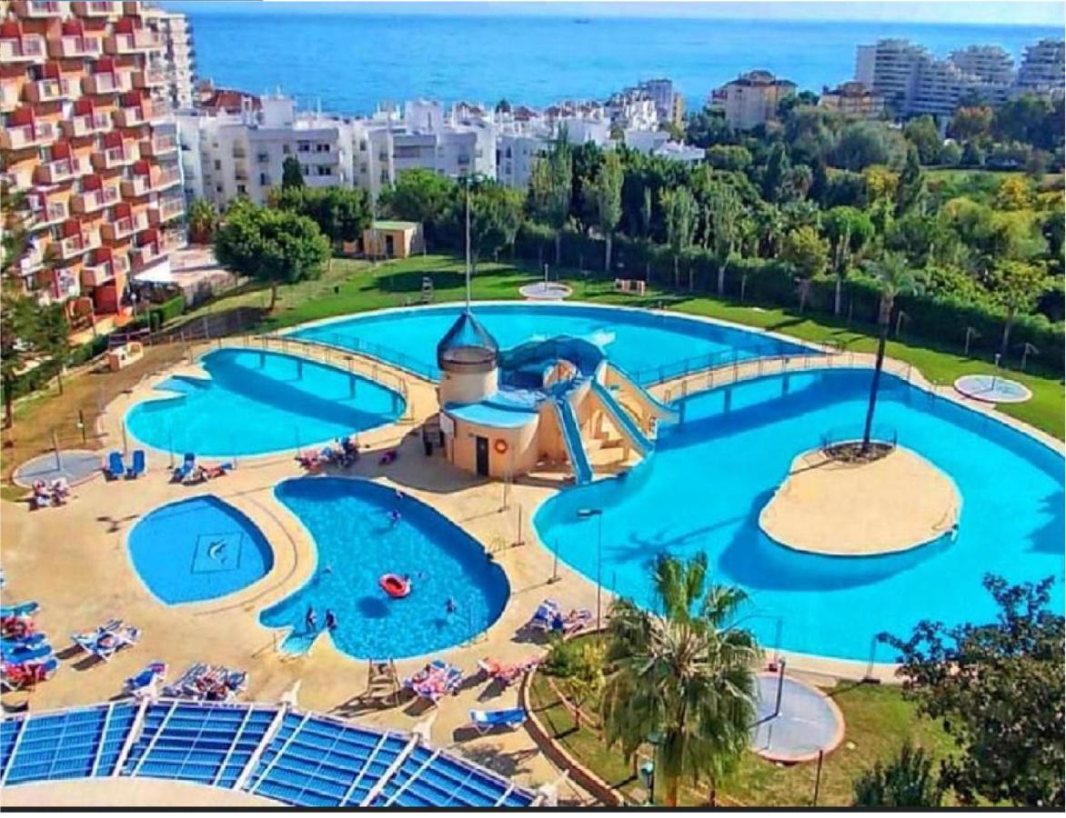 Estudio J-60, Terraza & 1º Planta Benalmadena Bagian luar foto
